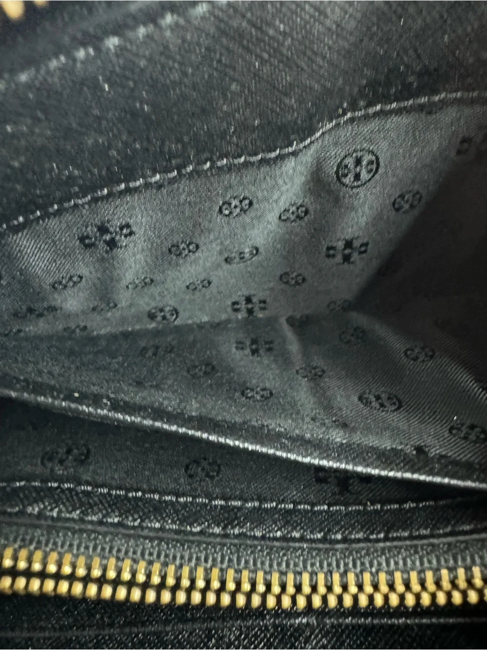 #303 Tory Burch Emerson Zip Around Long Wallet Black Saffiano Leather